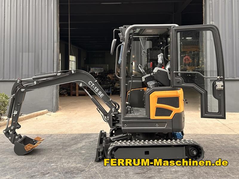 Minibagger kaufen - CT-10E rot mit Tieflöffel und Böschungslöffel