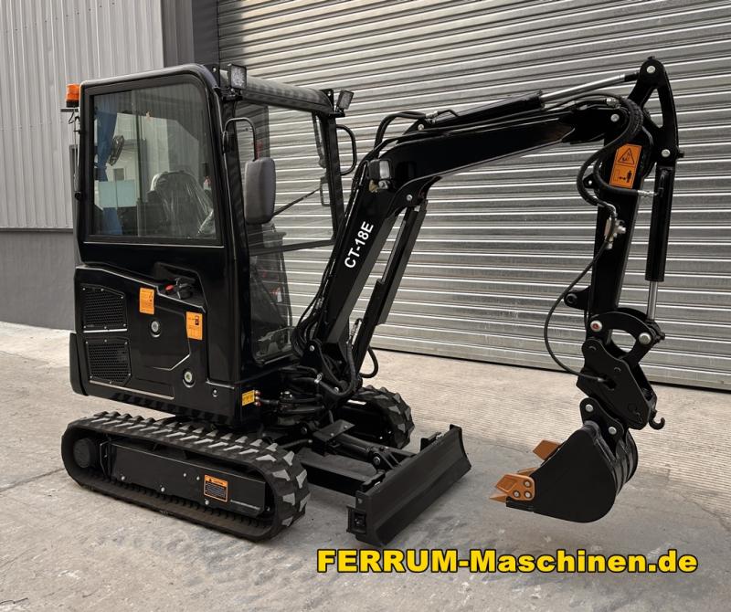 Minibagger kaufen - CT-18E mit Tieflöffel und Böschungslöffel